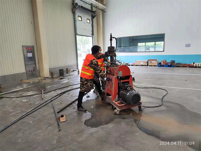 沽源厂房地面下沉塌陷注浆加固施工